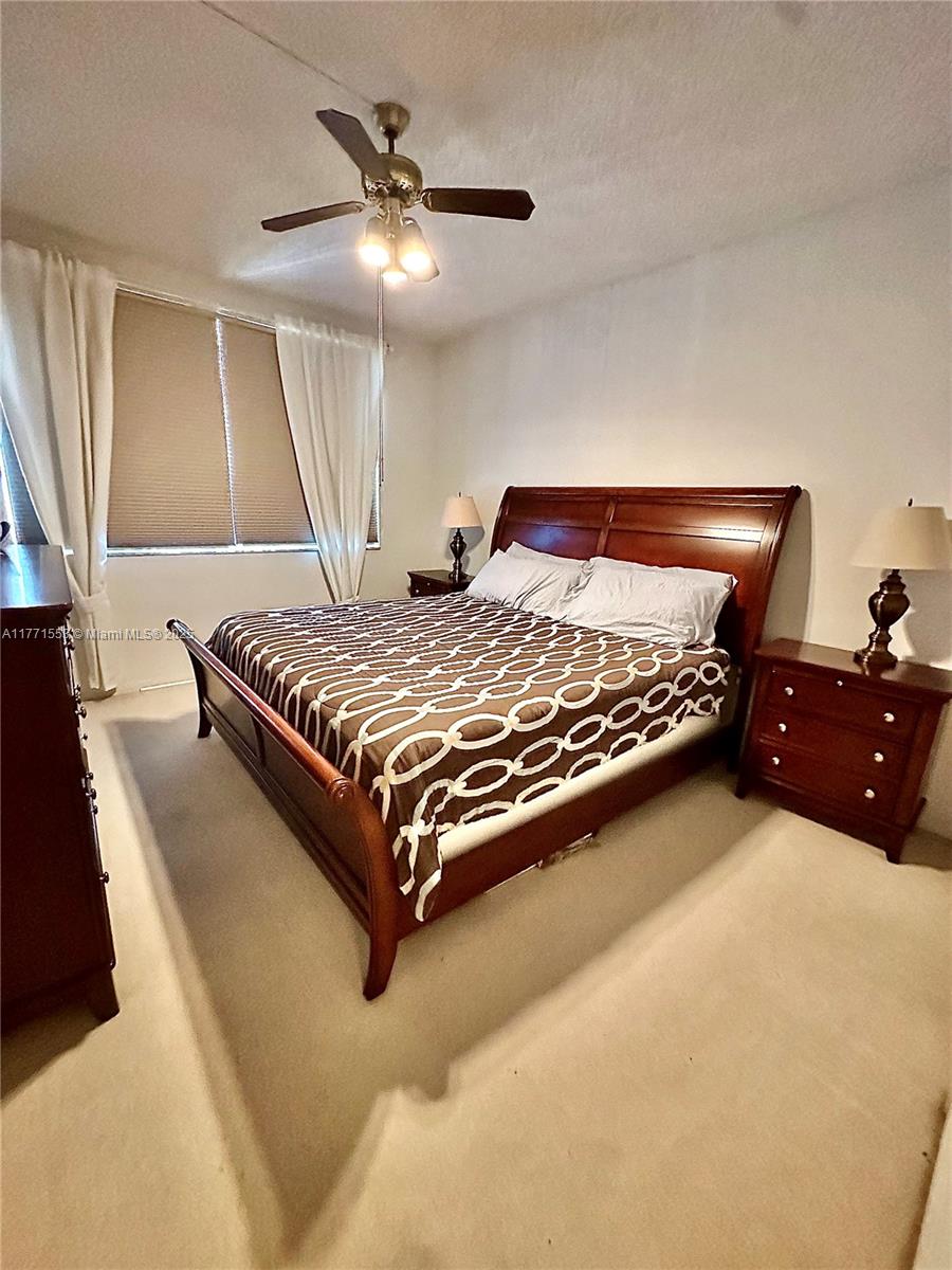 HILLCREST EAST NO 23 COND - Residential