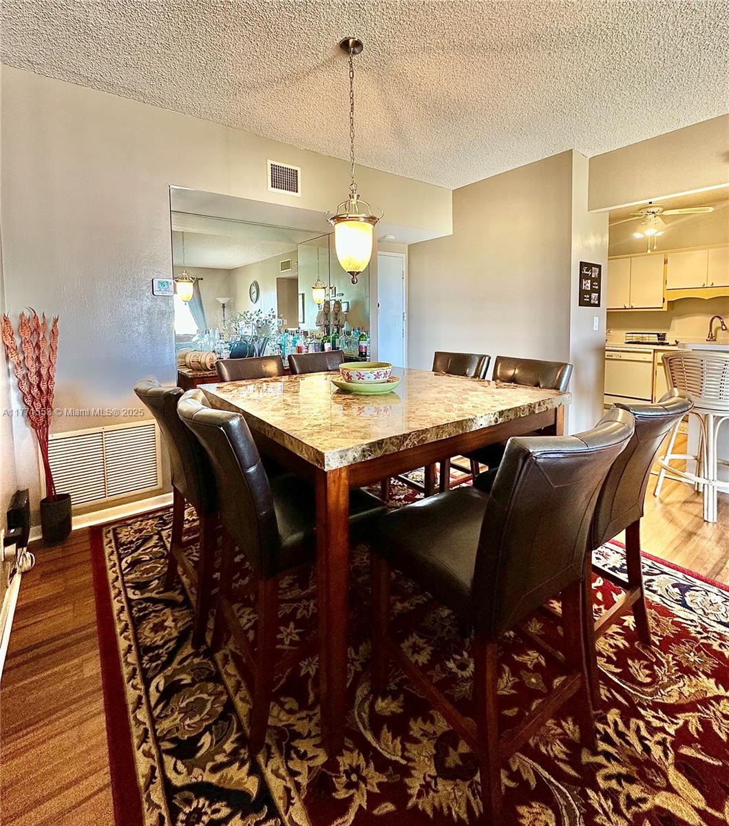 HILLCREST EAST NO 23 COND - Residential