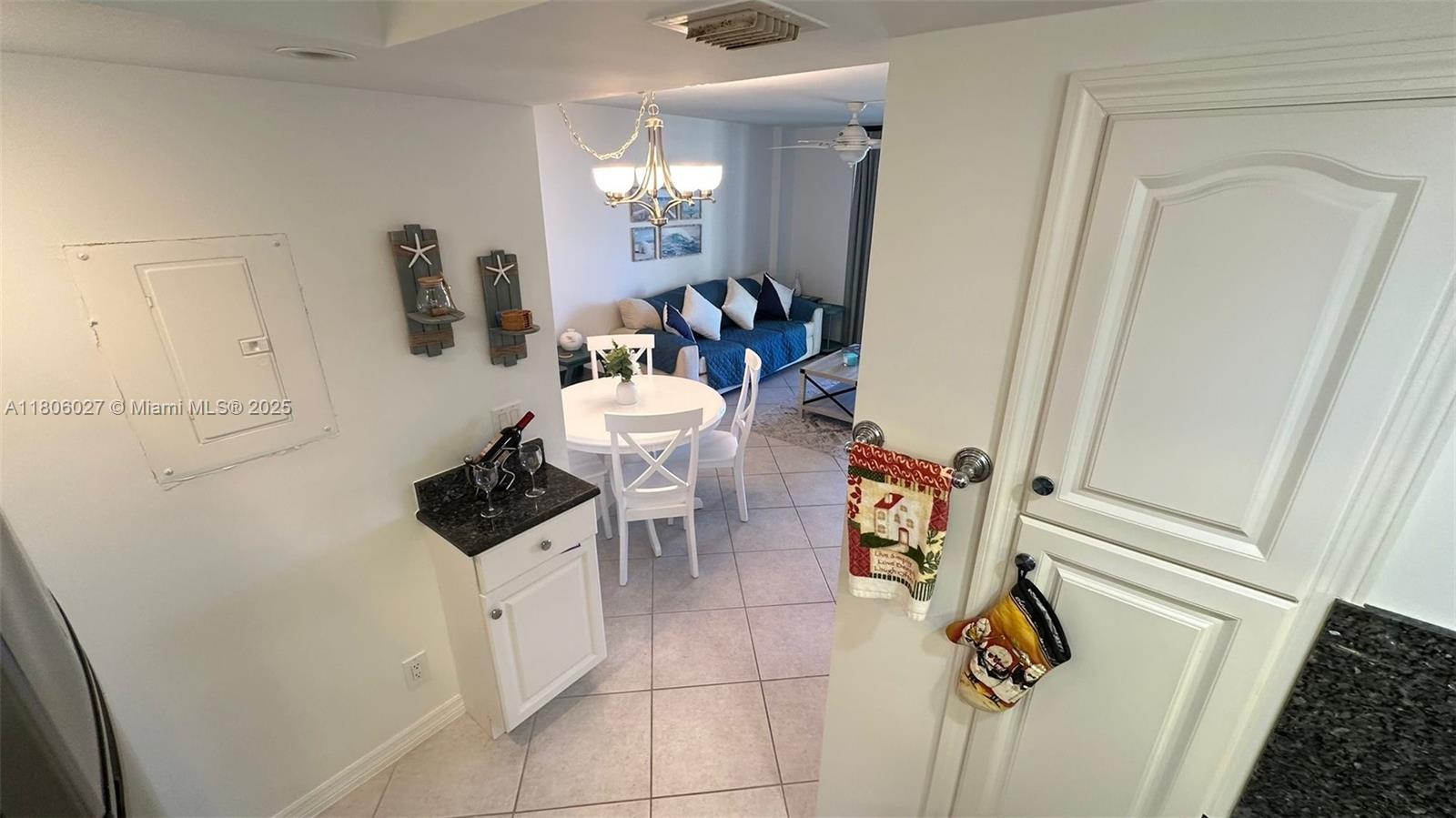 Tradewinds Apts - Residential