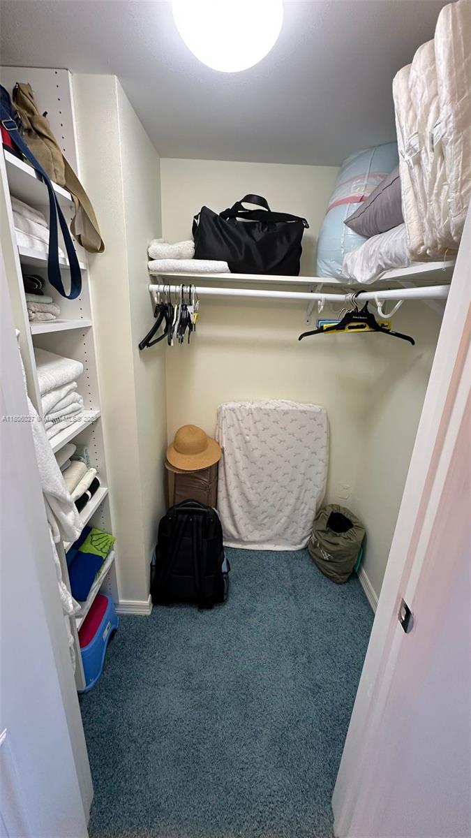 Tradewinds Apts - Residential