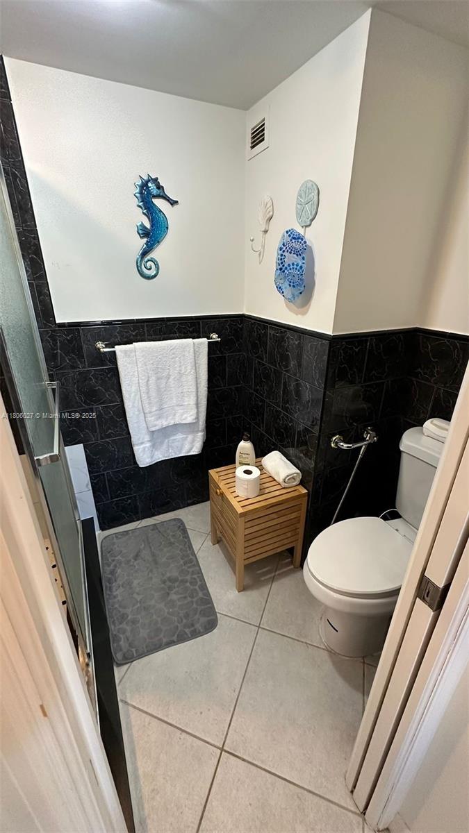 Tradewinds Apts - Residential