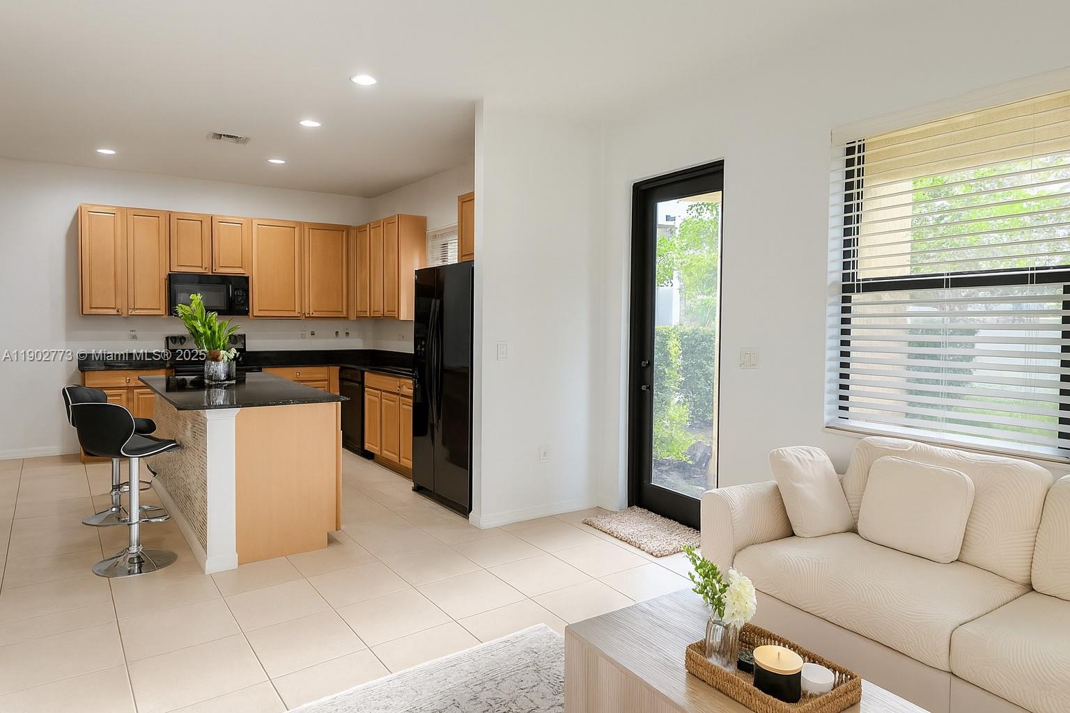 CHAMPION LAKES - Residential