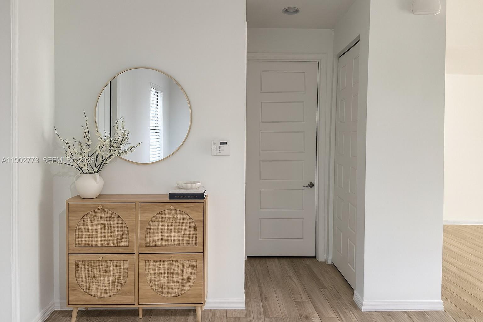 CHAMPION LAKES - Residential