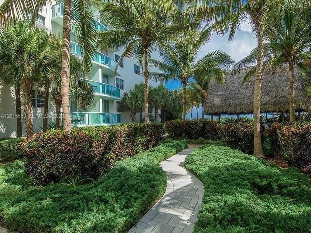 TIDES ON HOLLYWOOD BEACH - Residential Lease