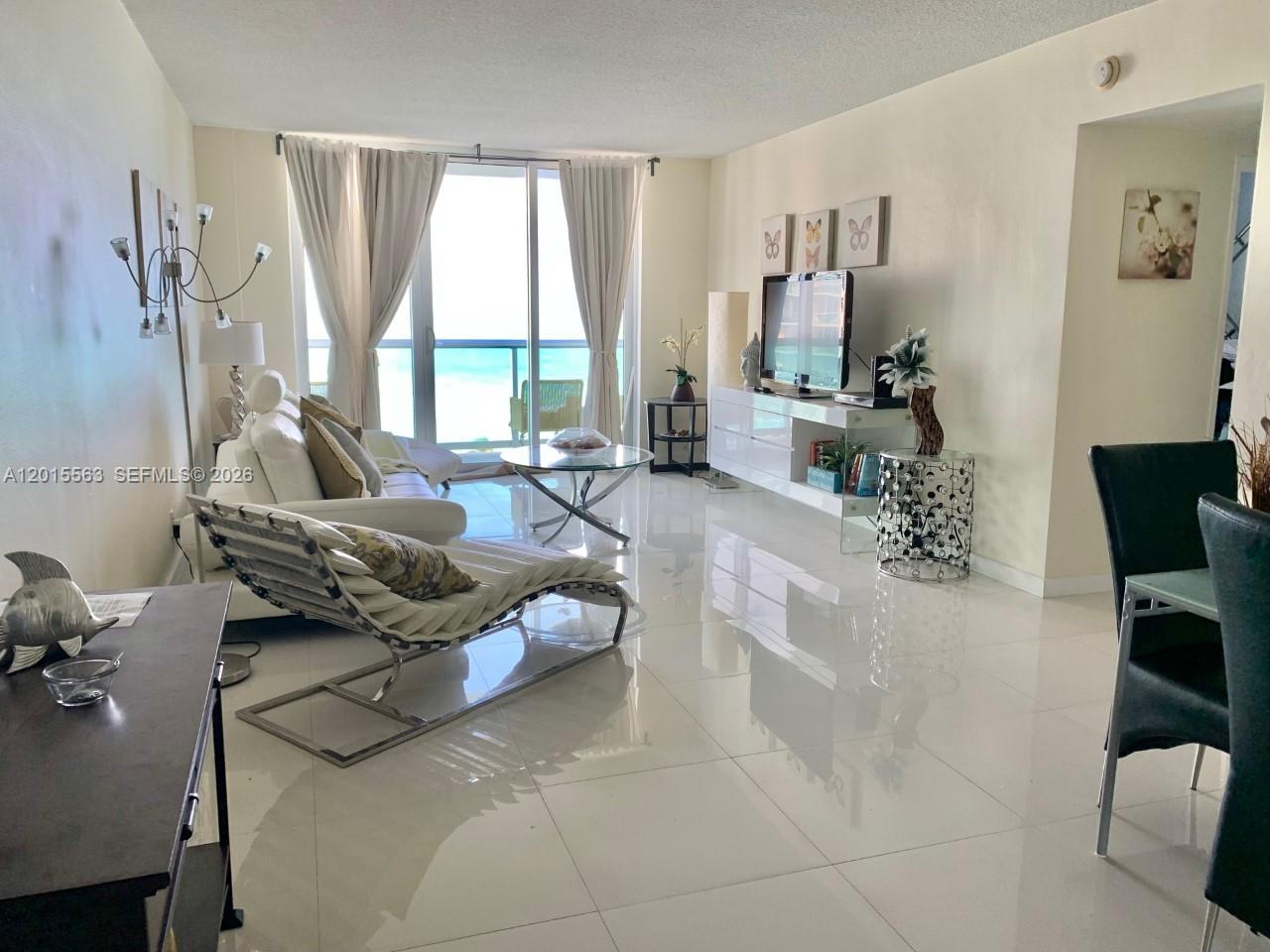 TIDES ON HOLLYWOOD BEACH - Residential Lease