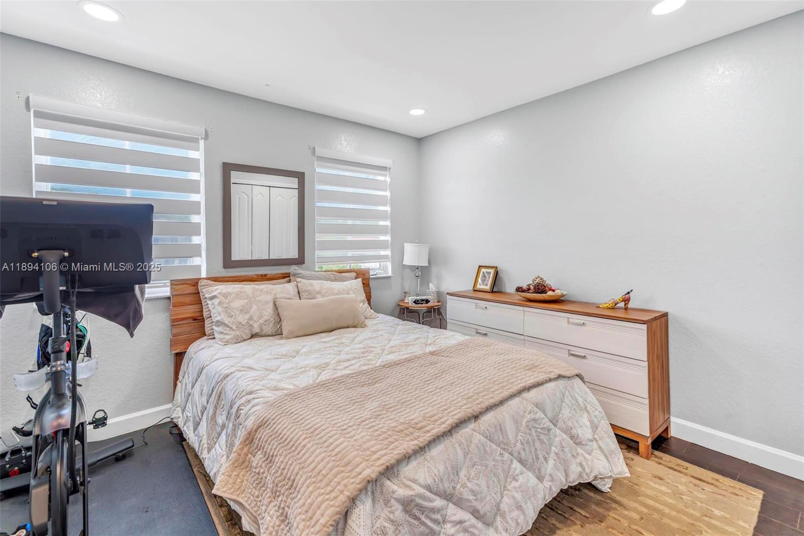 COURTYARDS THREE CONDO - Residential Lease