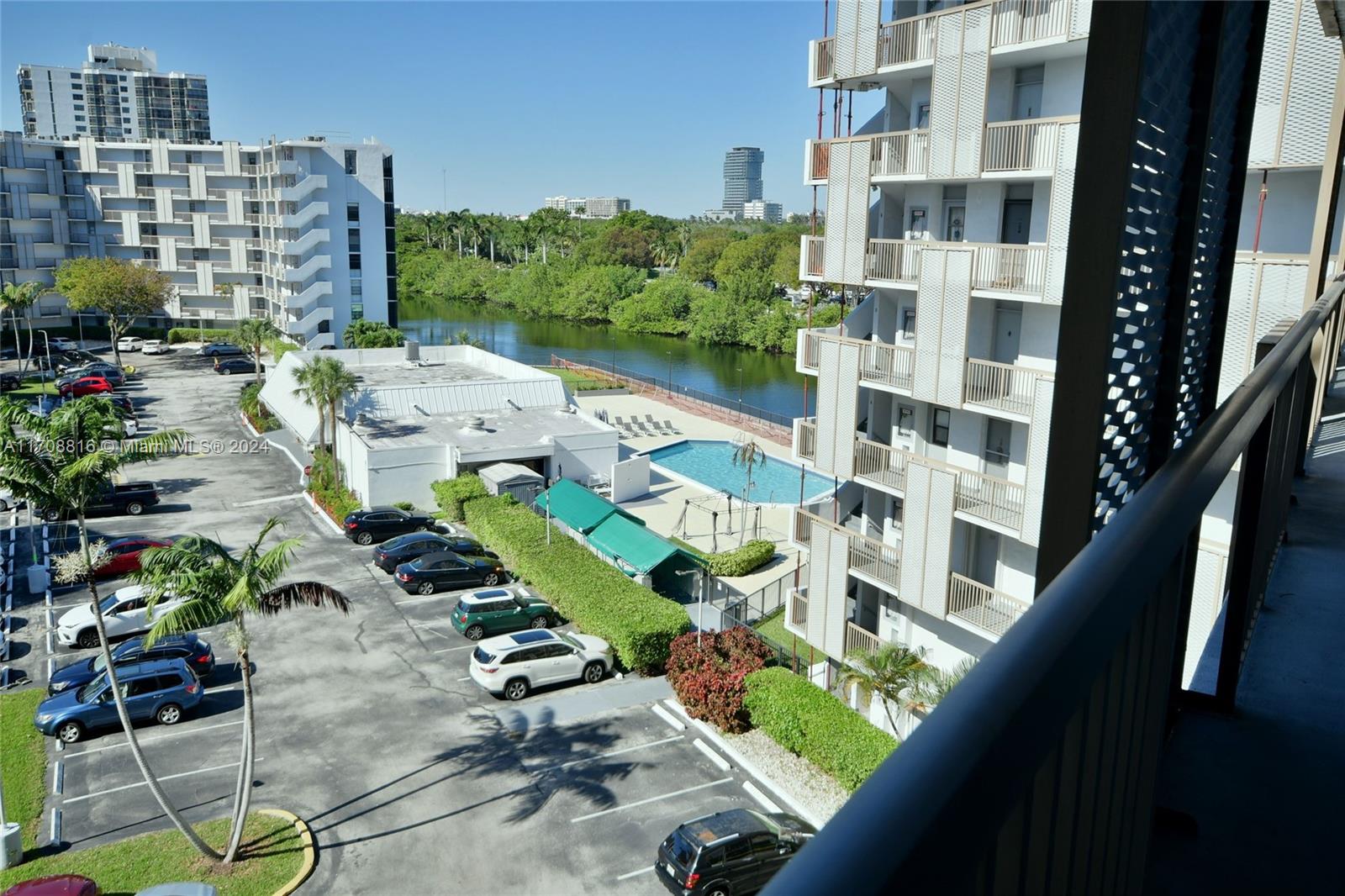 ENSENADA CONDO BLDG E-II - Residential