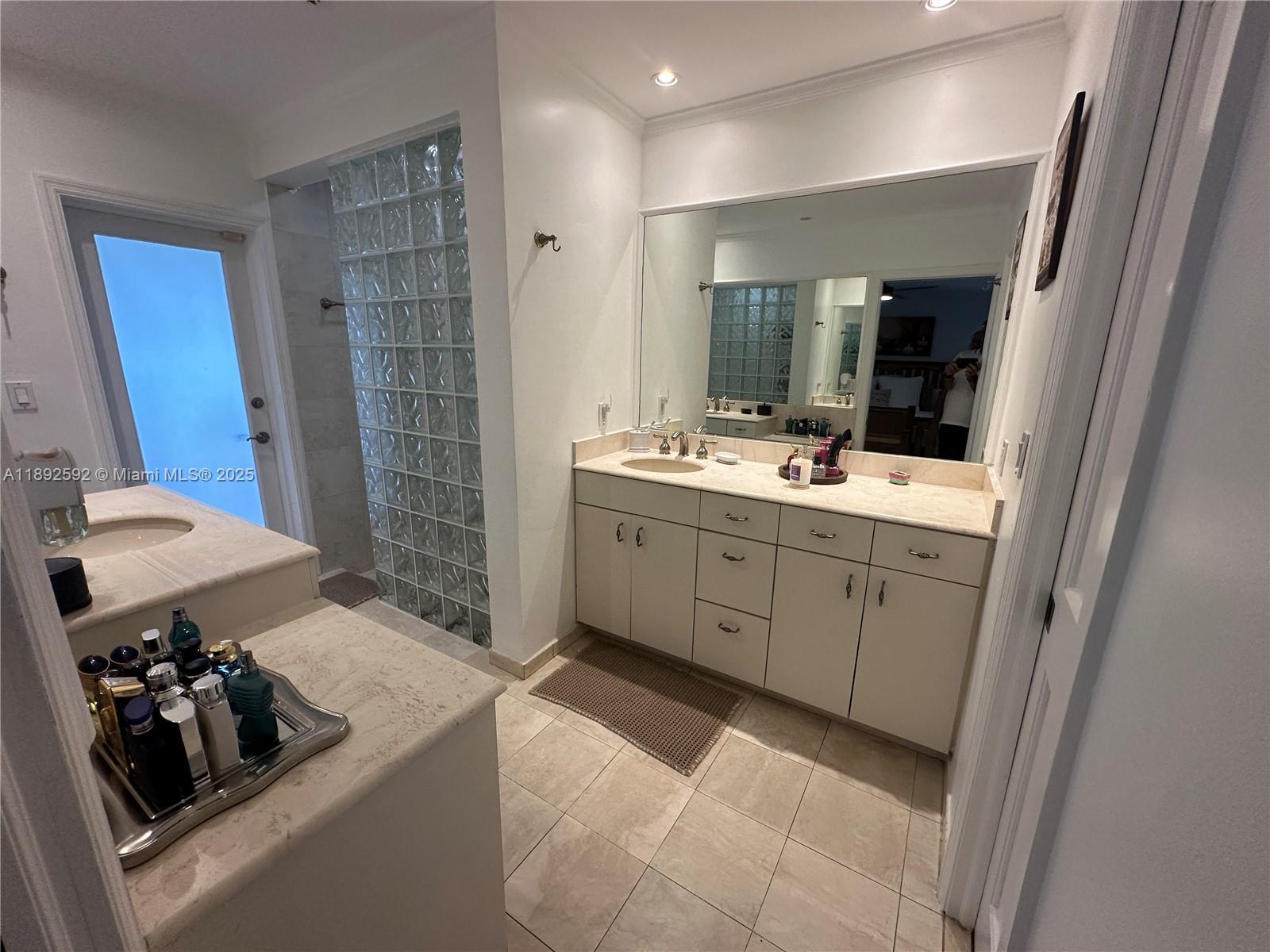 BRIARWOOD ESTATES - Residential