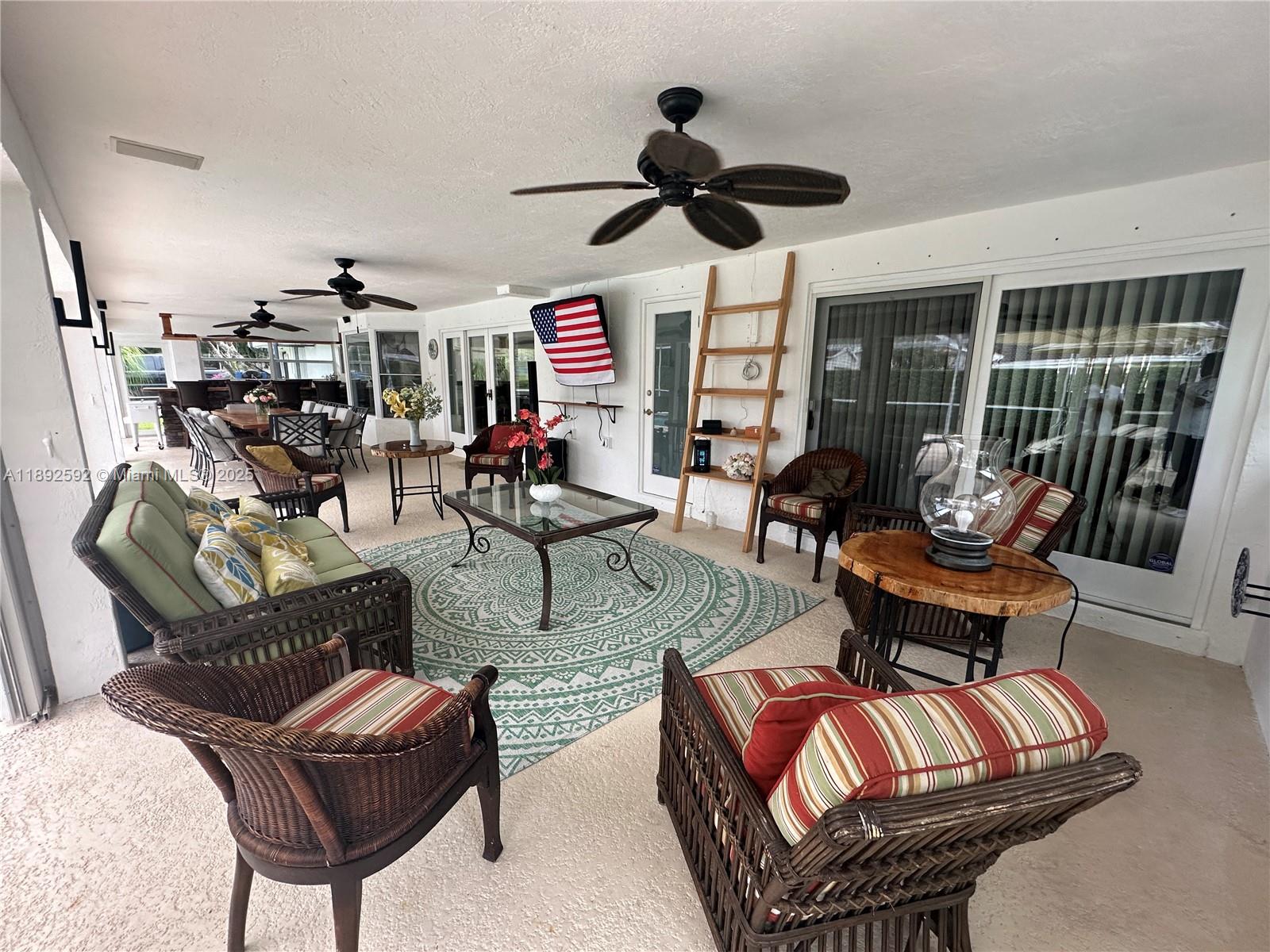 BRIARWOOD ESTATES - Residential