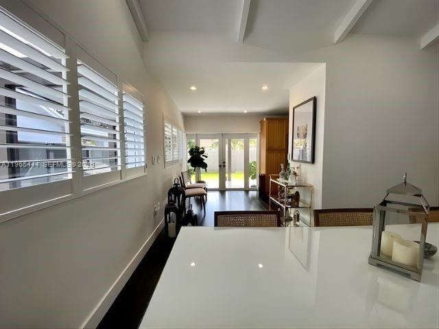 SUNSET GROVES - Residential