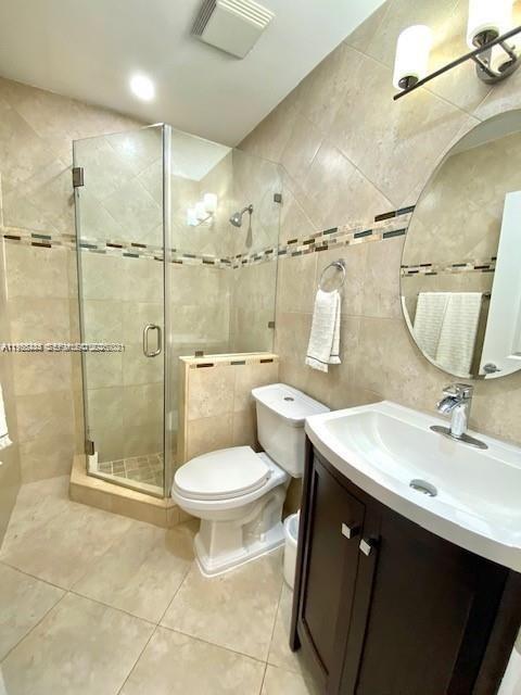 SUNSET GROVES - Residential