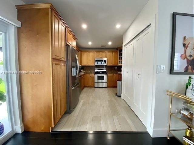 SUNSET GROVES - Residential