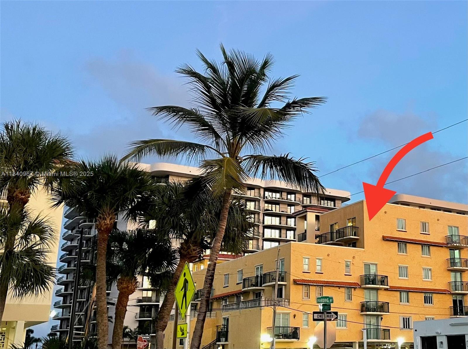 8888 Collins Ave 506