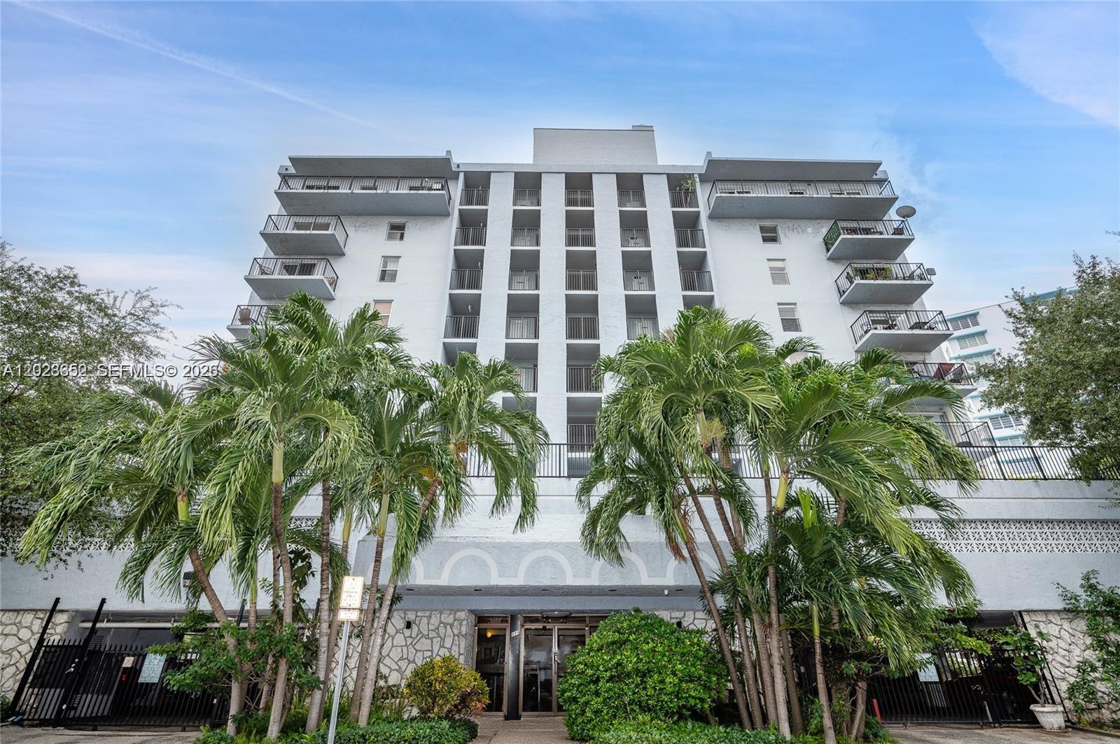 BAYCOURT TOWERS CONDO - Residential