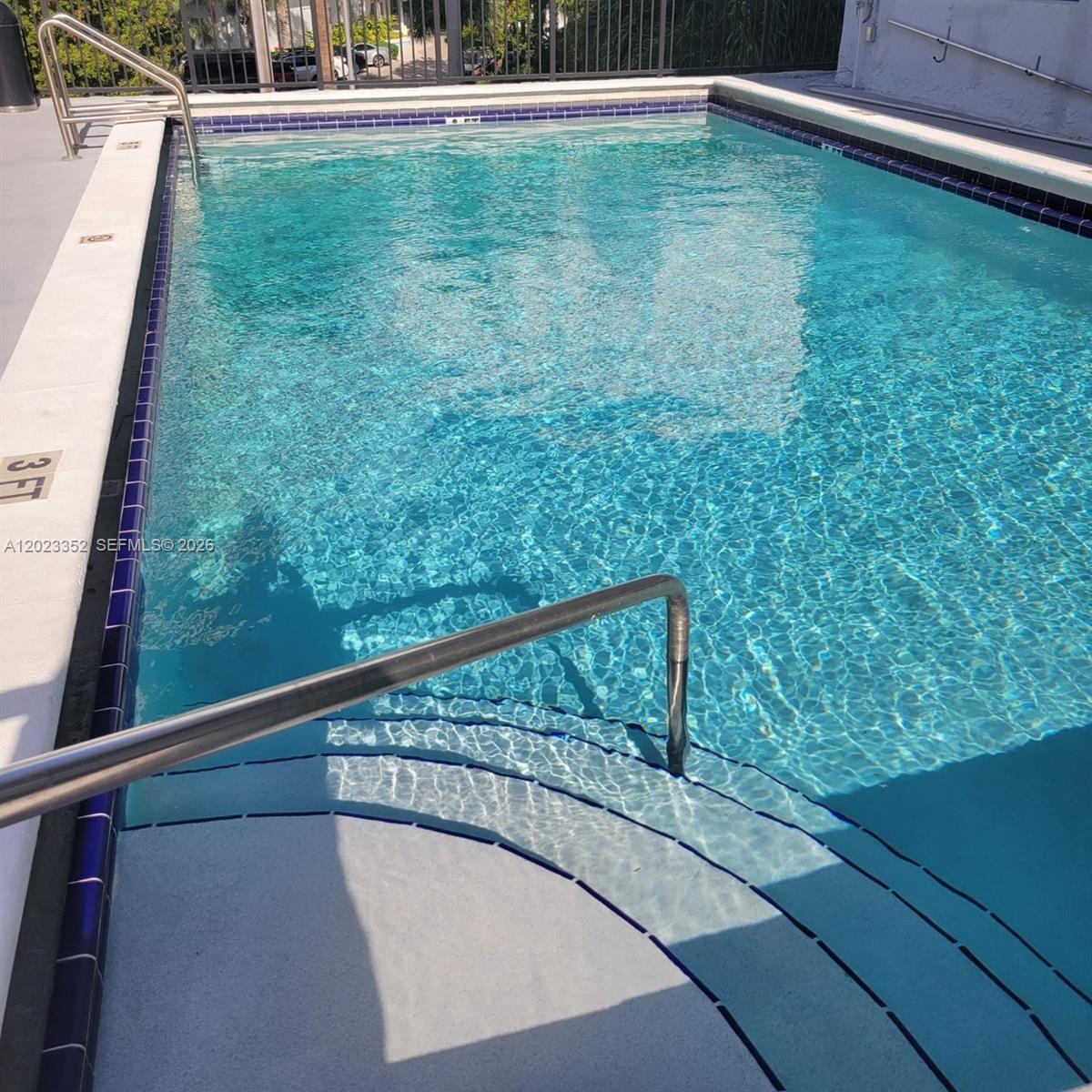 BAYCOURT TOWERS CONDO - Residential