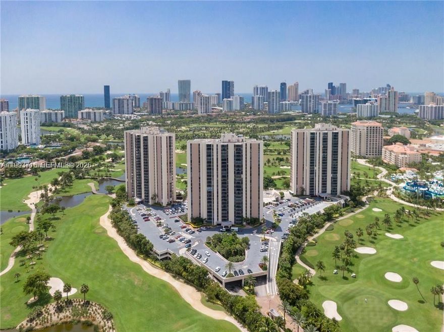 1/1.5 with Amazing Turnberry Golf Course, Ocean and City views. Unit is original and priced for a quick sale. Minutes from Sunny Isles, Aventura Mall and all the shops and dining you could imagine. Best parking spot as well, see photos of attached parking spot just by the elevator.
