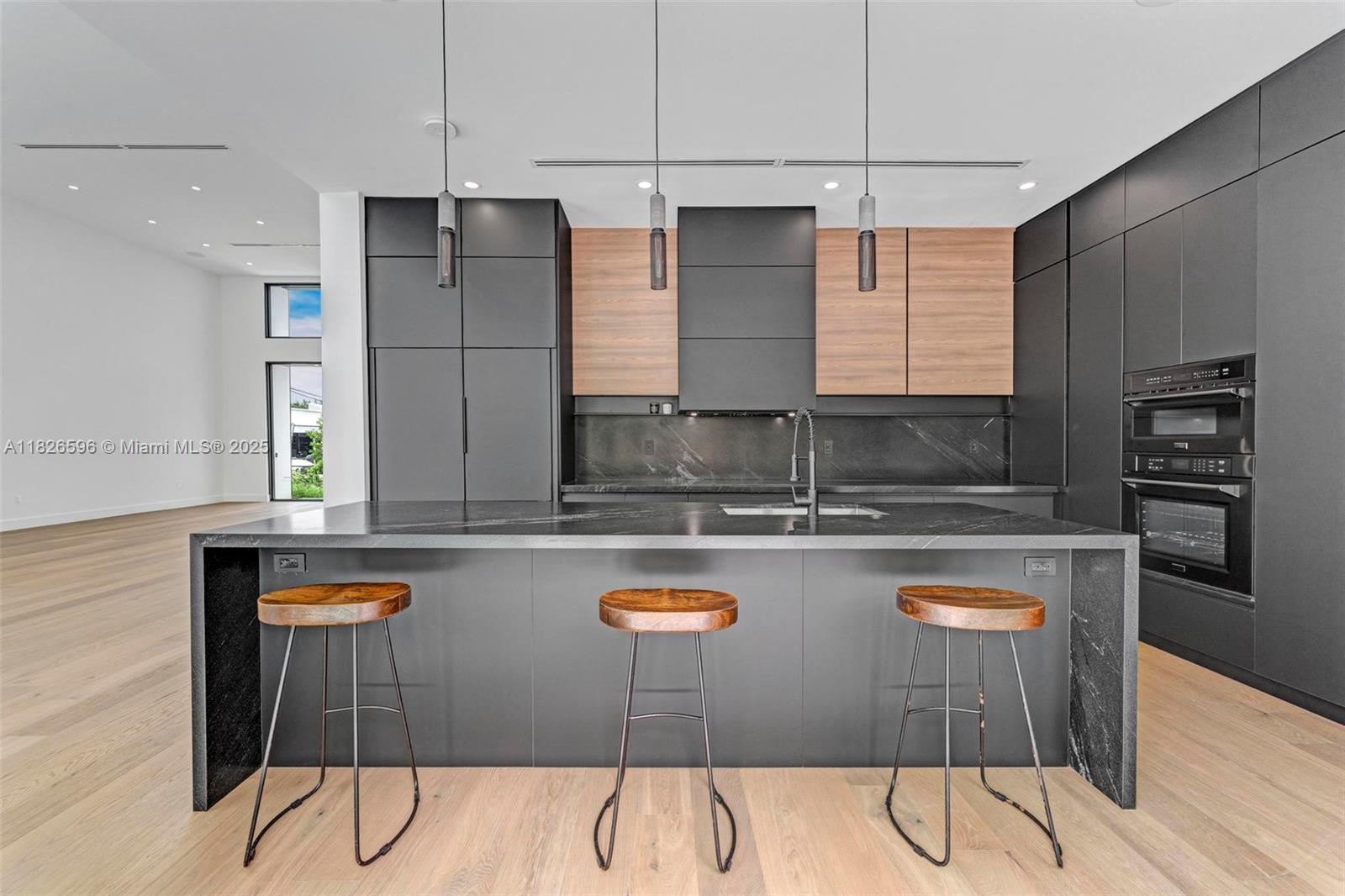 SHORECREST - Residential