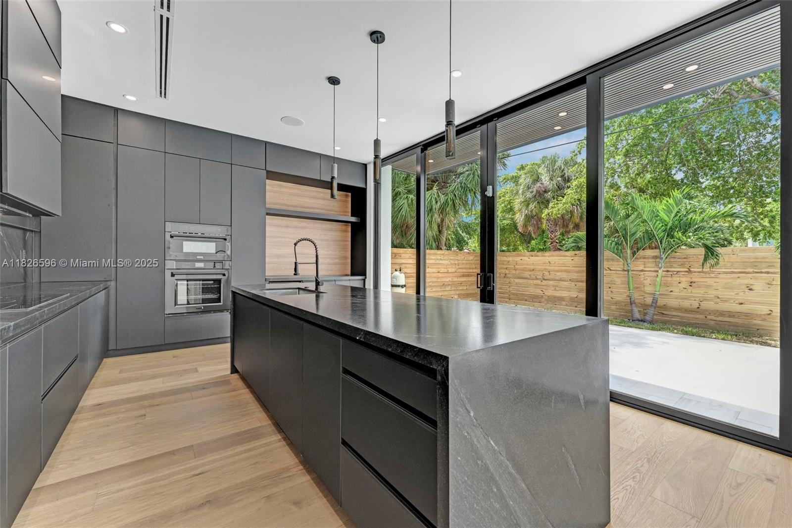 SHORECREST - Residential