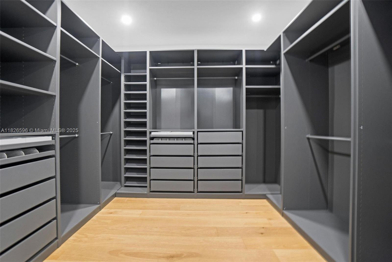 SHORECREST - Residential