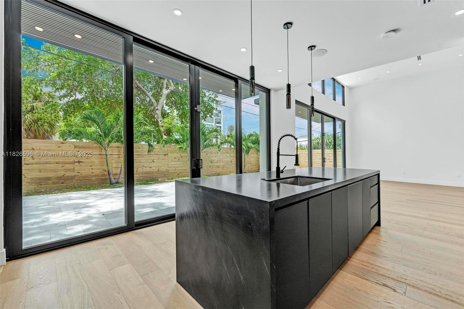 SHORECREST - Residential