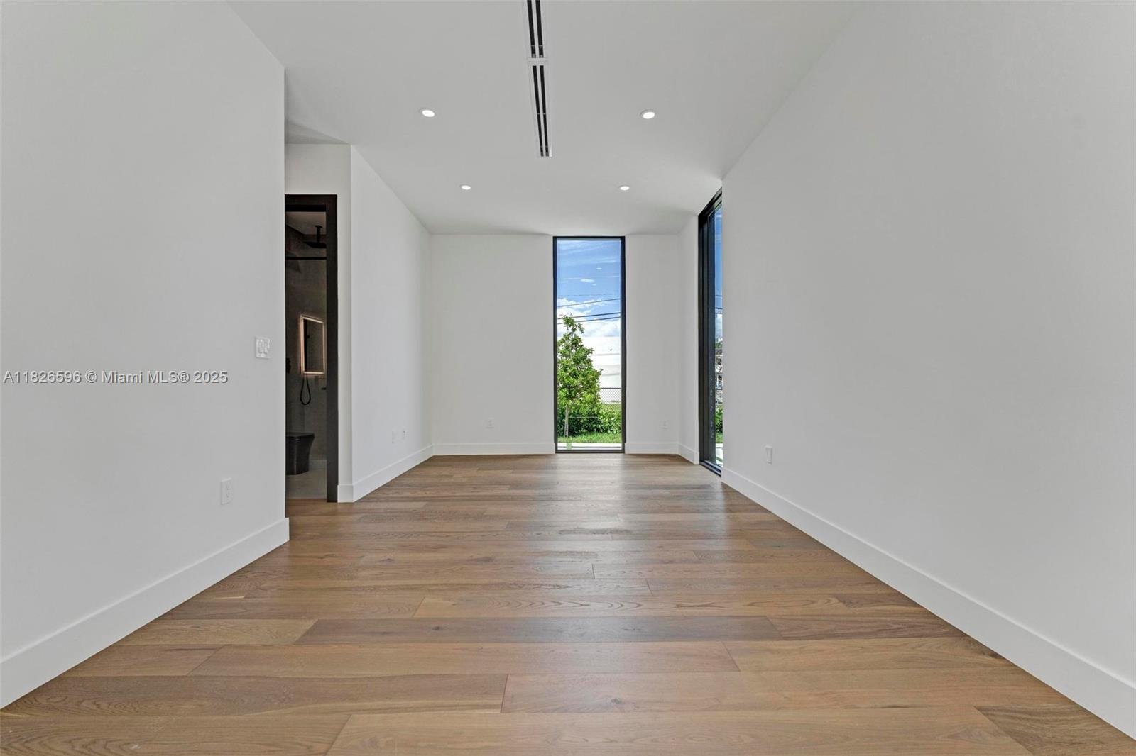 SHORECREST - Residential