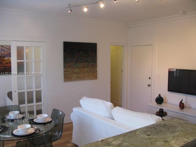 MONTERREY CONDO - Residential