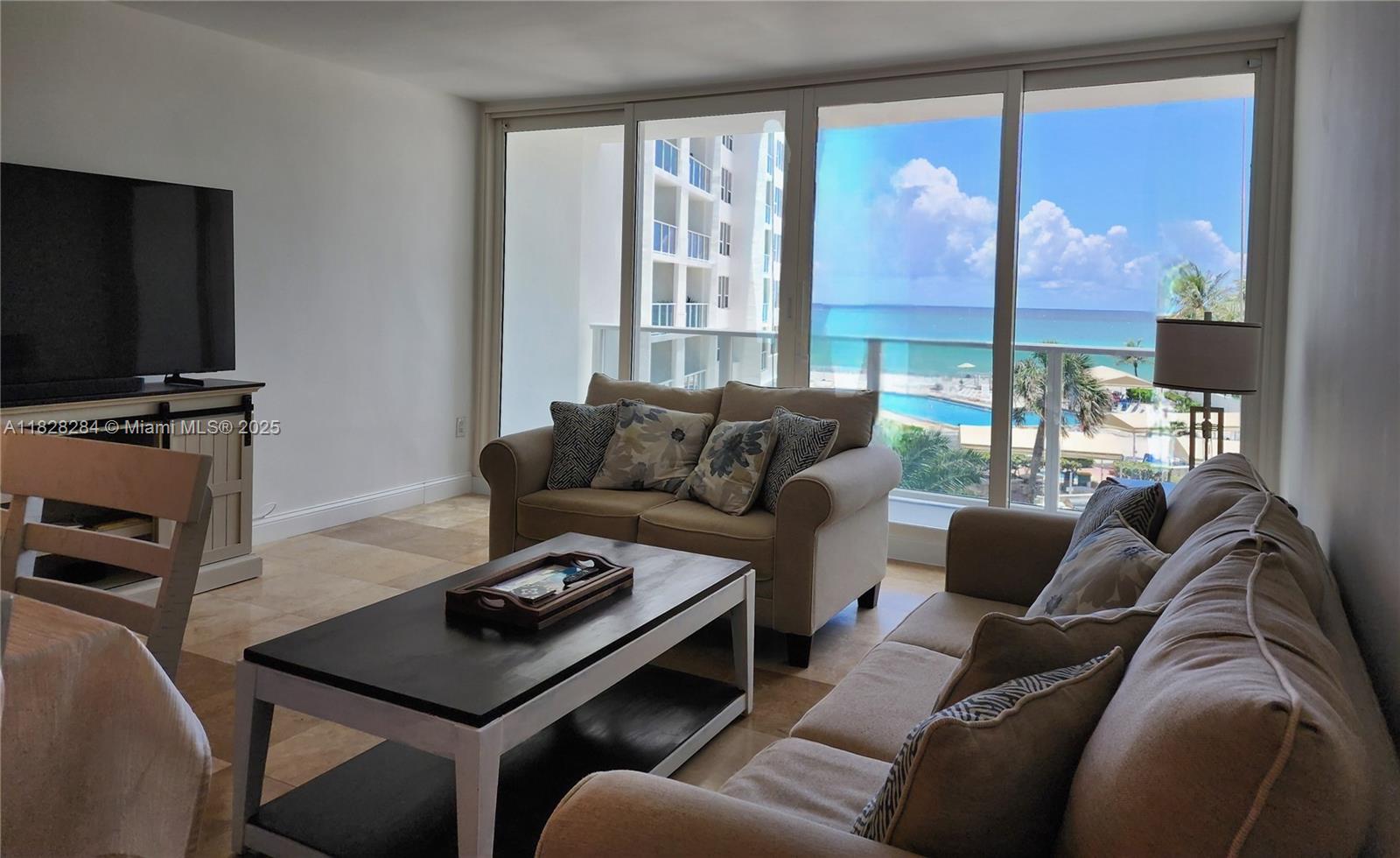 ALEXANDER TOWERS CONDO - Residential Lease