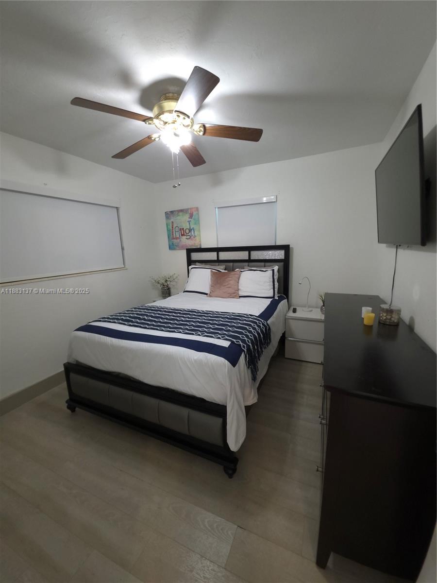 LAUDERDALE GOLF ESTATES - Residential
