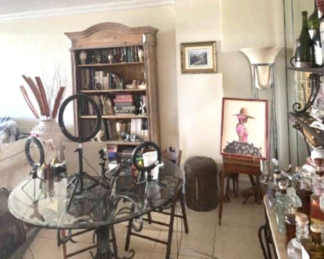 GOLDEN HORN SOUTH CONDO - Residential