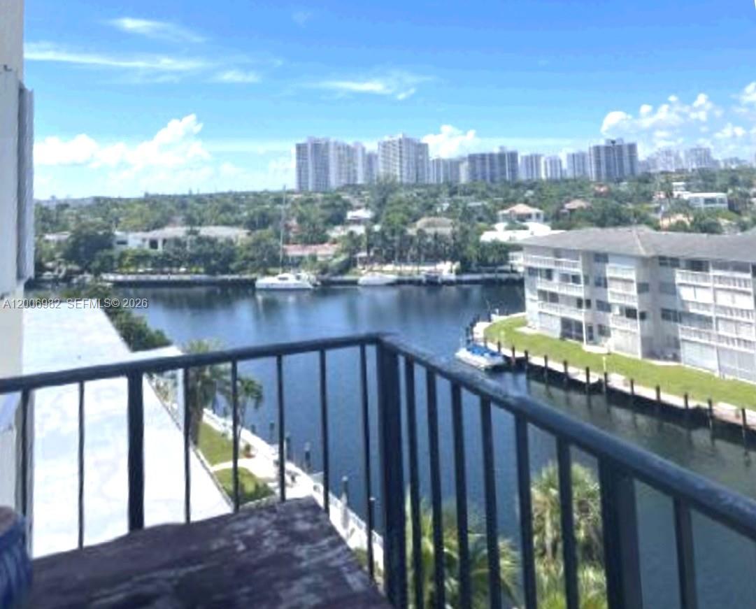 GOLDEN HORN SOUTH CONDO - Residential