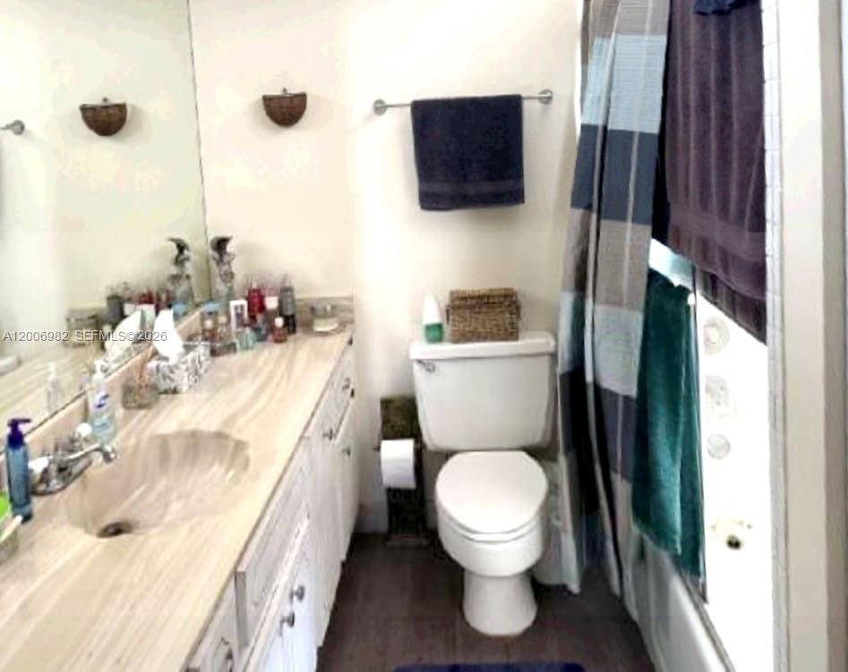 GOLDEN HORN SOUTH CONDO - Residential