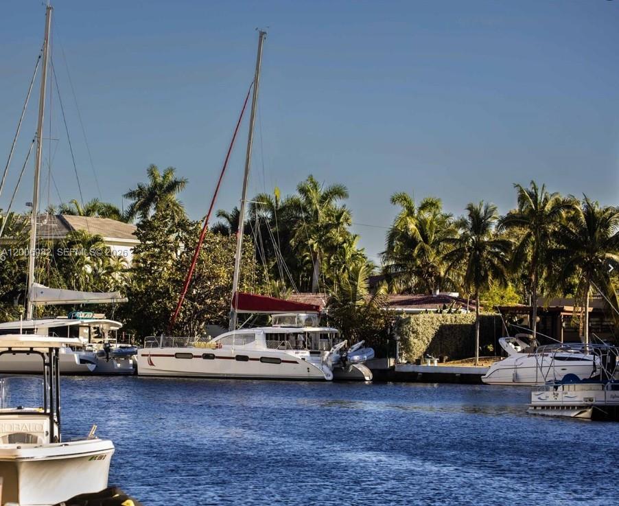 GOLDEN HORN SOUTH CONDO - Residential