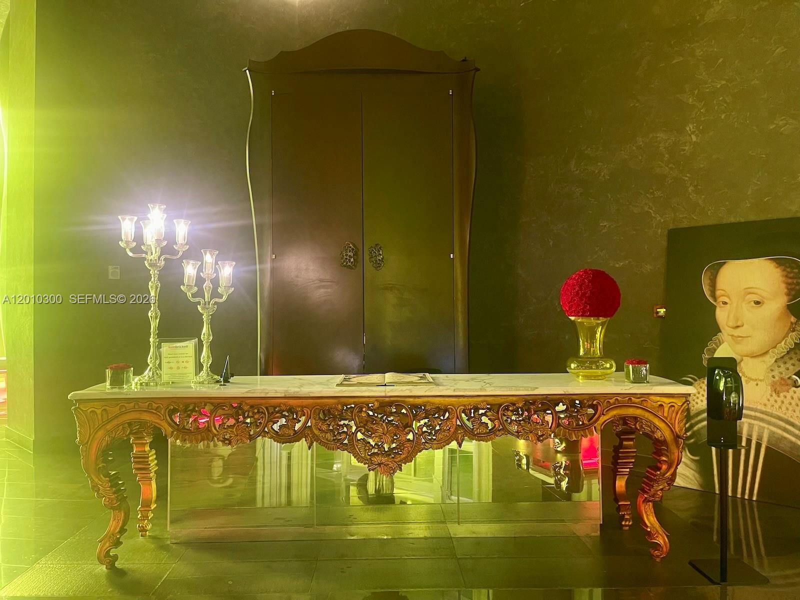 ICON BRICKELL NO TWO - Residential