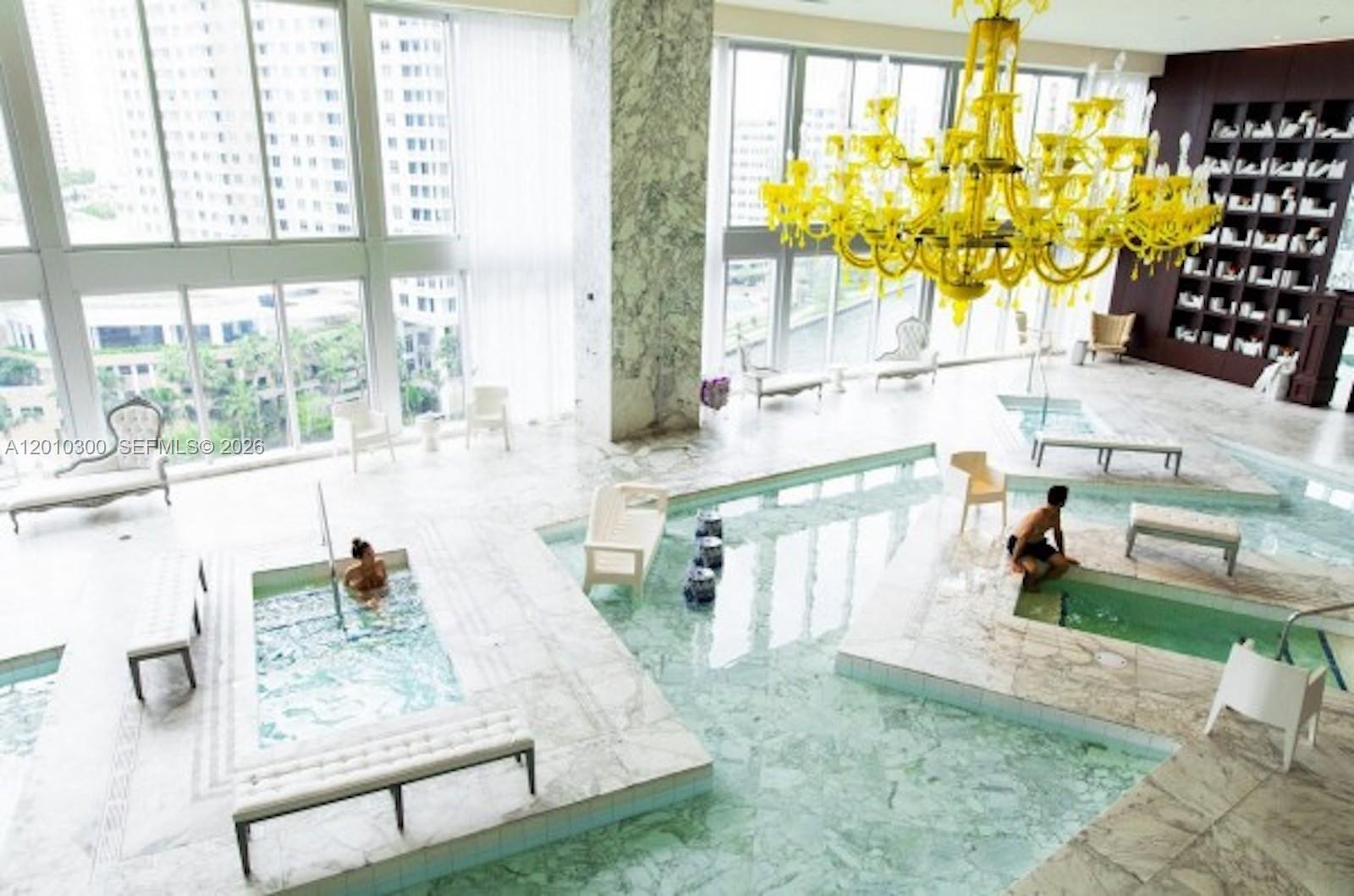 ICON BRICKELL NO TWO - Residential