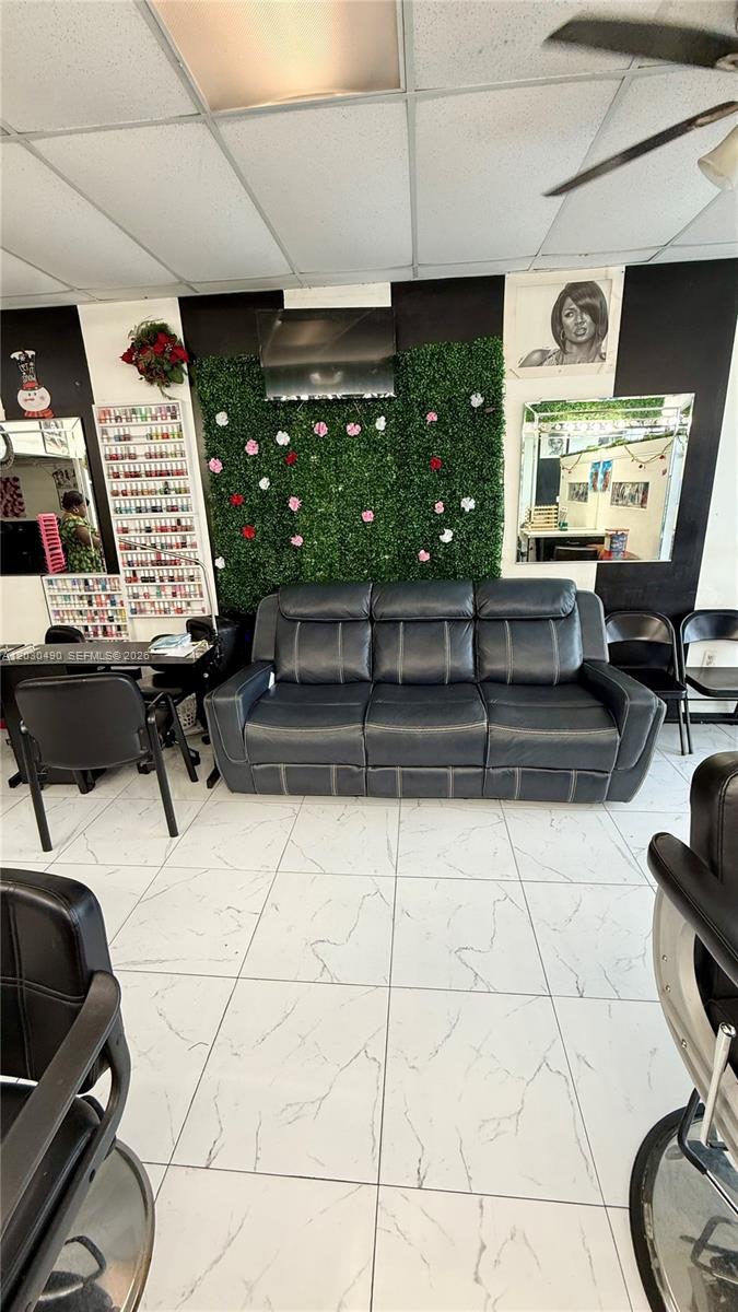 11842 W Dixie Hwy