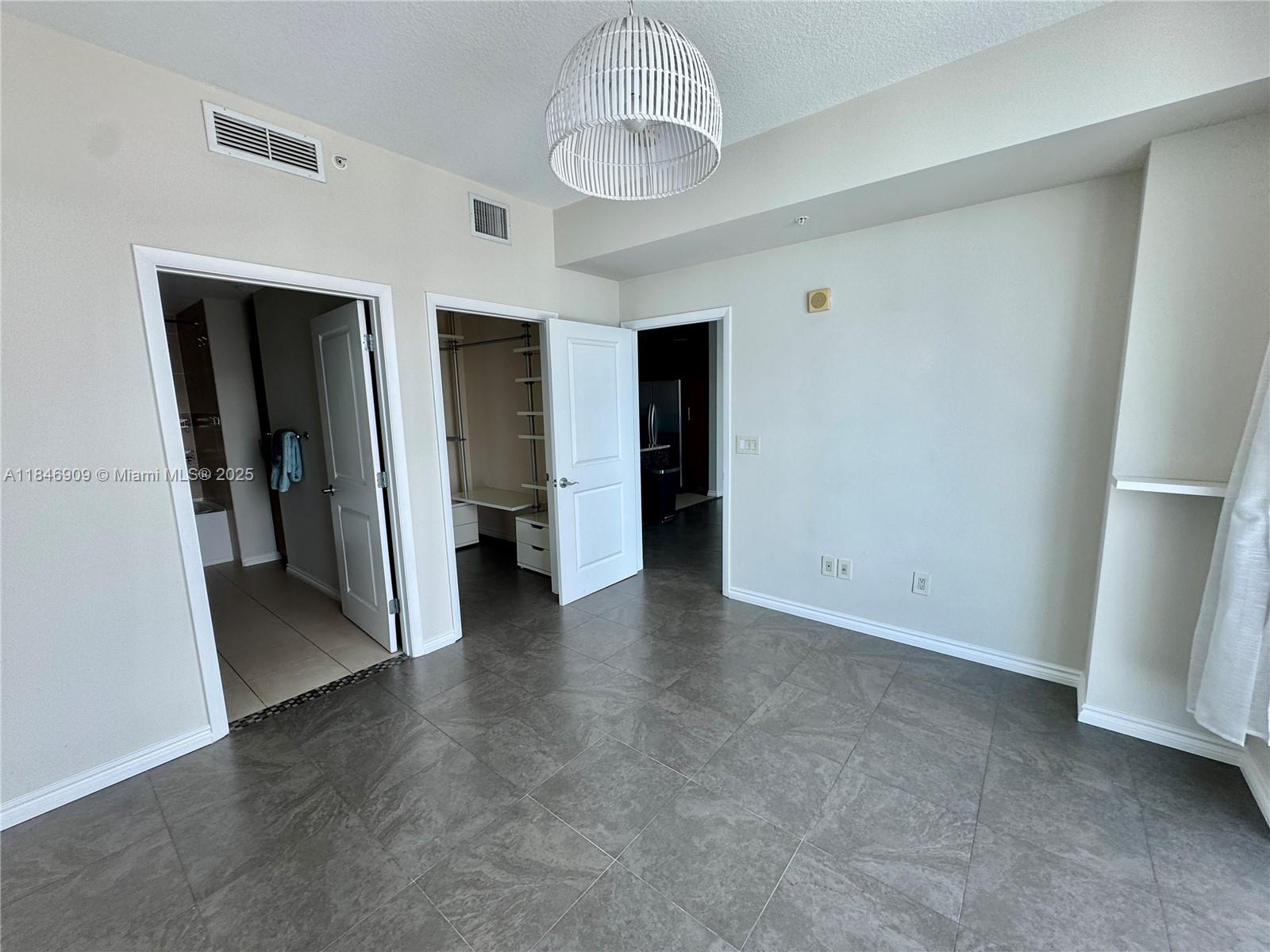 OCEAN MARINE YACHT CLUB C - Residential