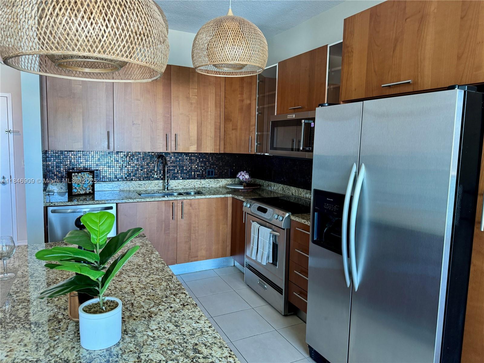 OCEAN MARINE YACHT CLUB C - Residential