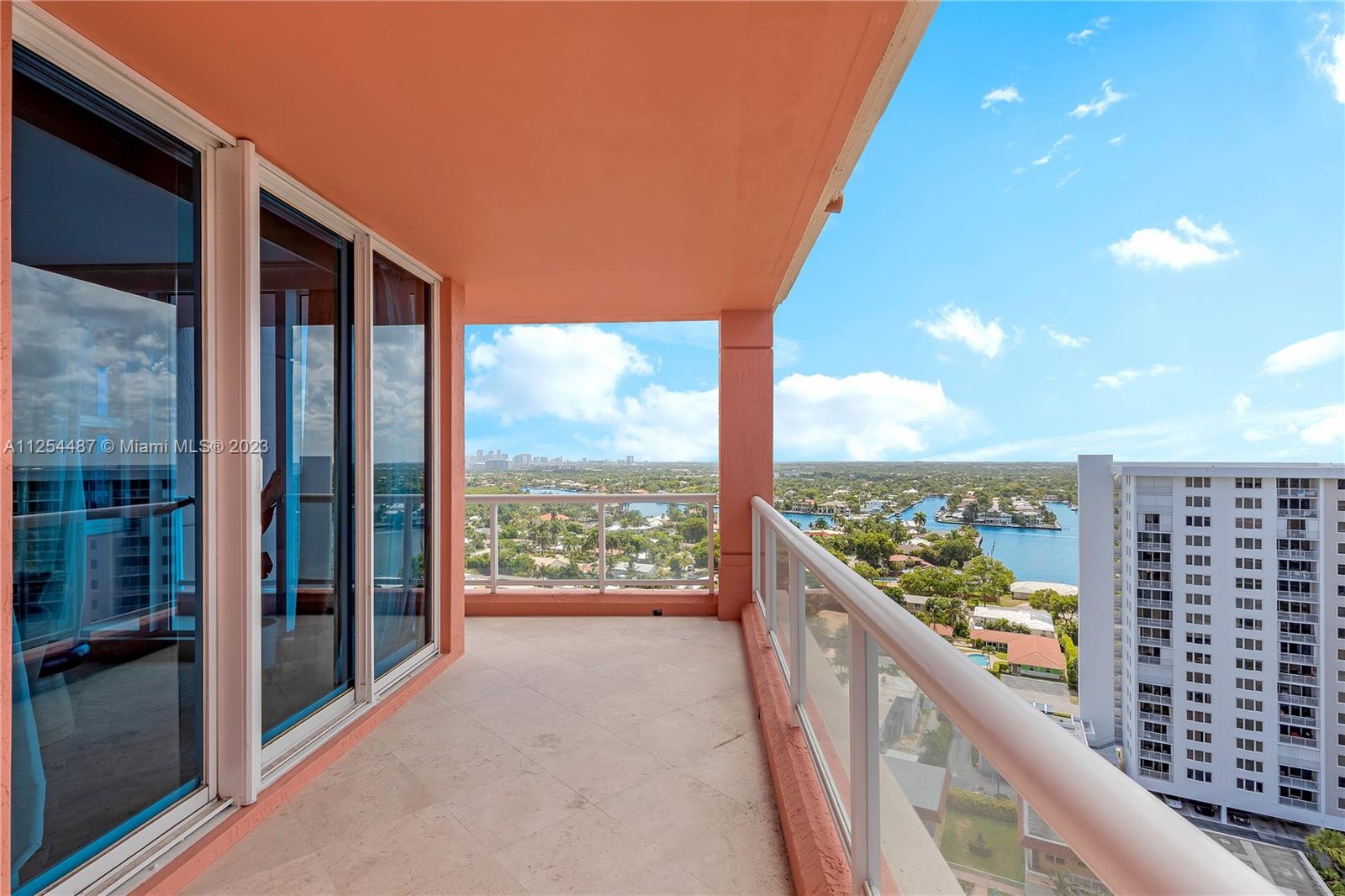 PALMS TOWER 2 CONDO - Residential