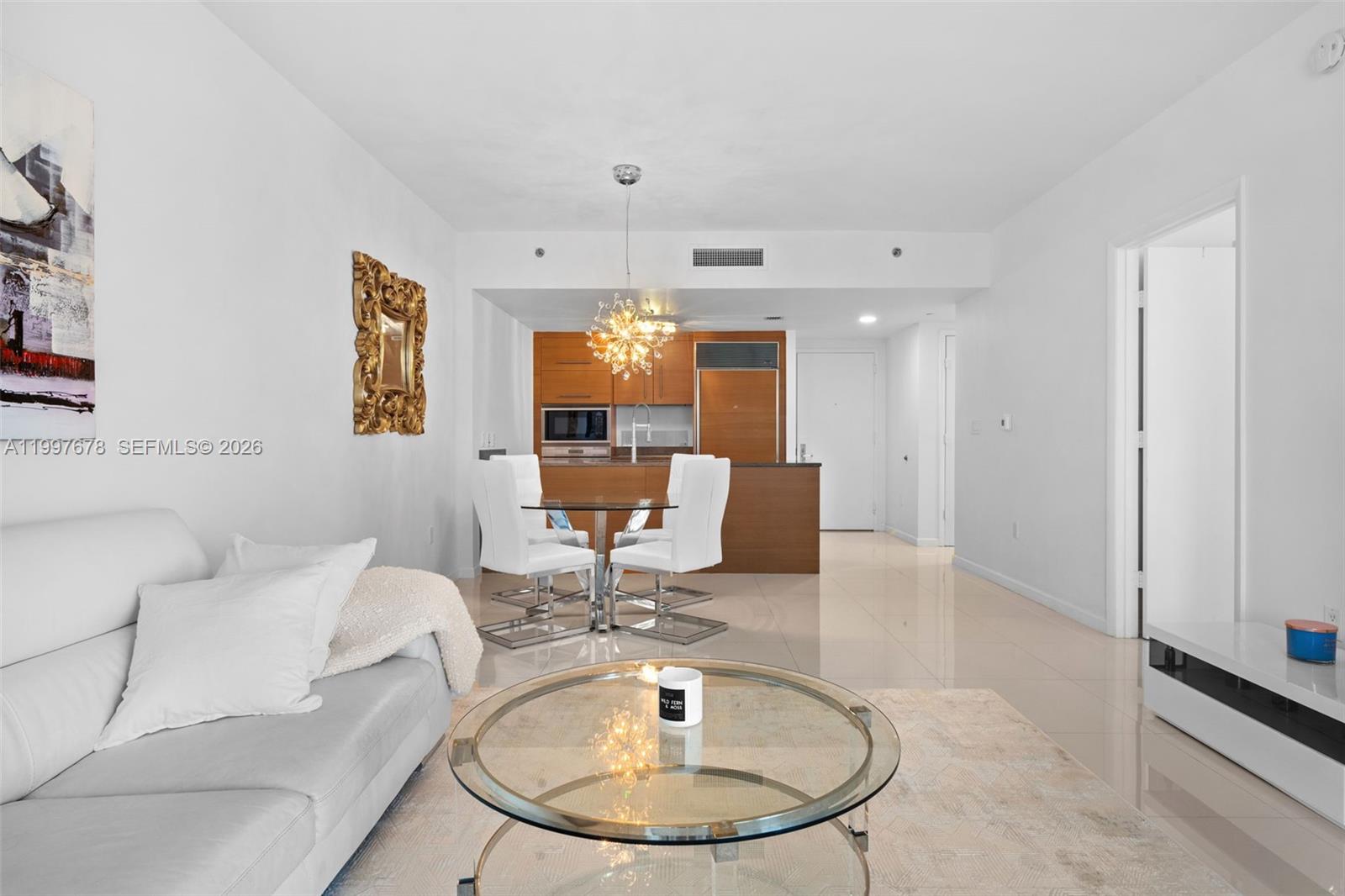 ICONBRICKELL CONDO NO 1 - Residential Lease