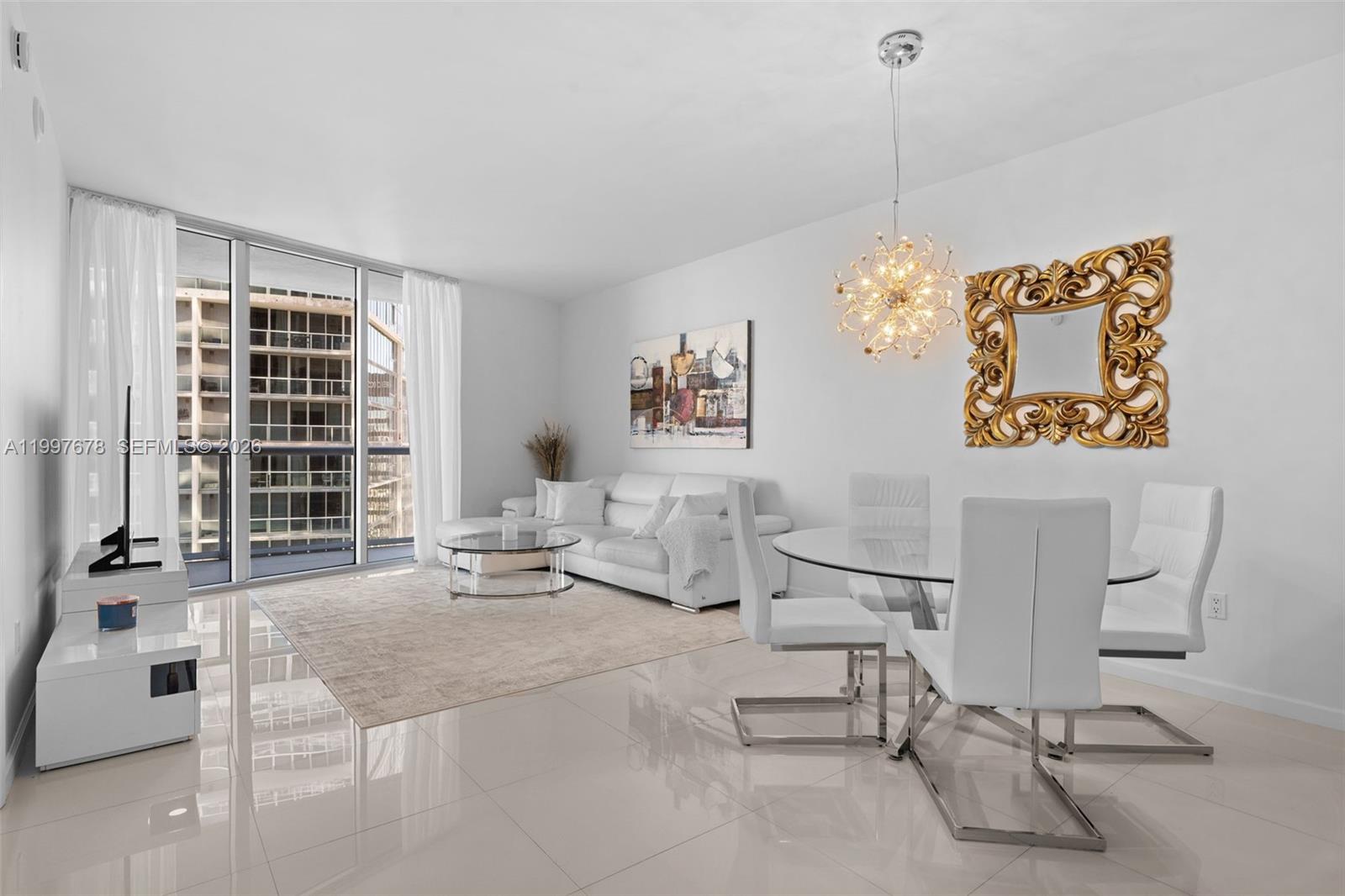 ICONBRICKELL CONDO NO 1 - Residential Lease