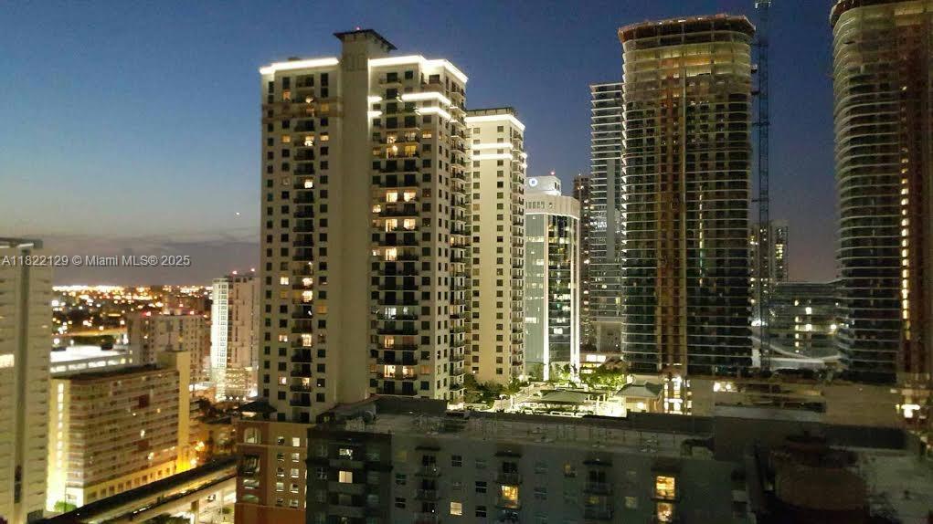 Rental Property at 1111 Sw 1st Ave 2519-N, Miami, Broward County, Florida - Bedrooms: 2 
Bathrooms: 2  - $3,900 MO.