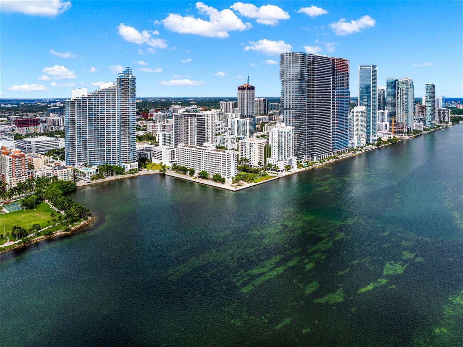 PARAMOUNT BAY CONDO - Residential