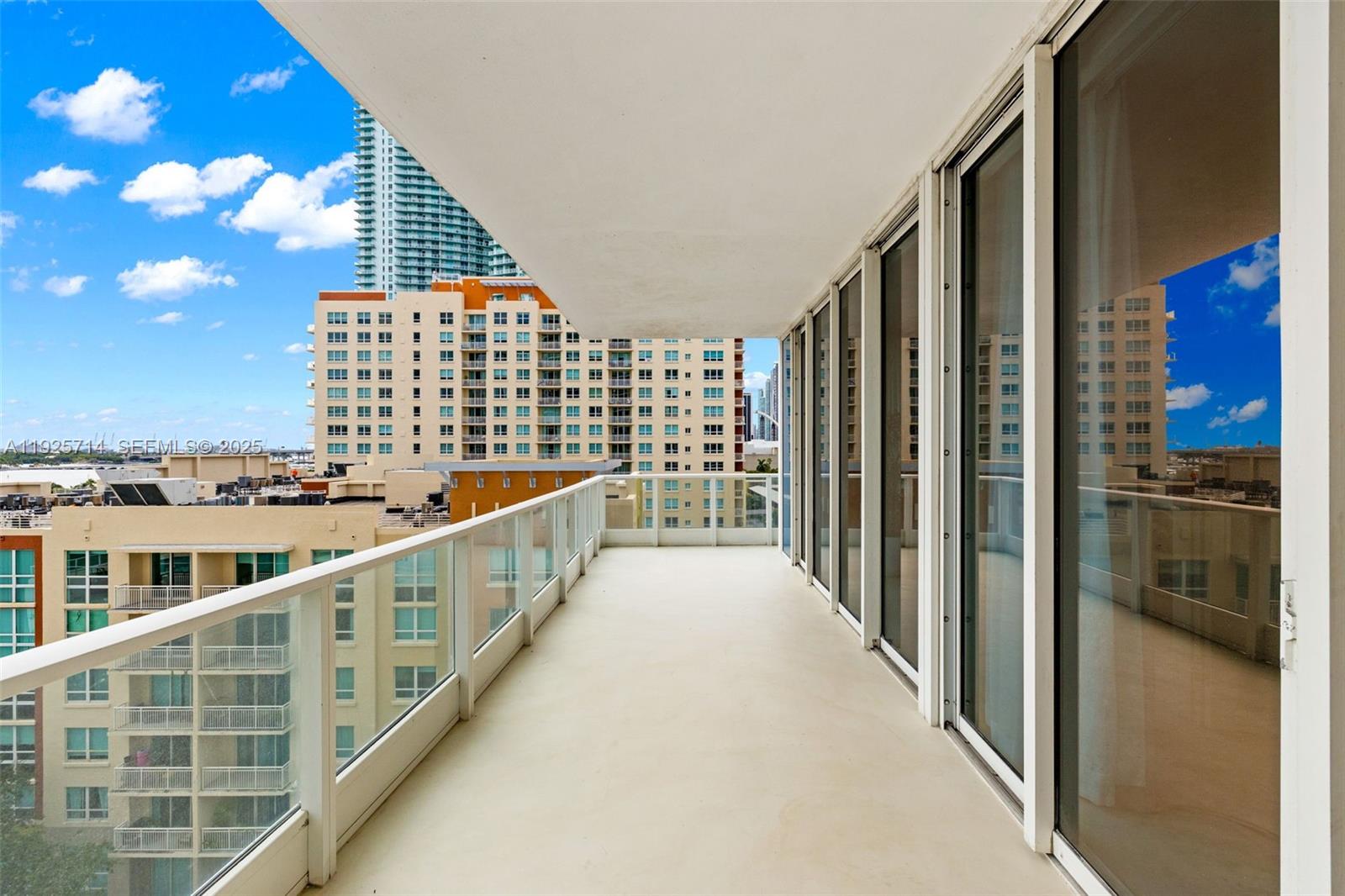 PARAMOUNT BAY CONDO - Residential