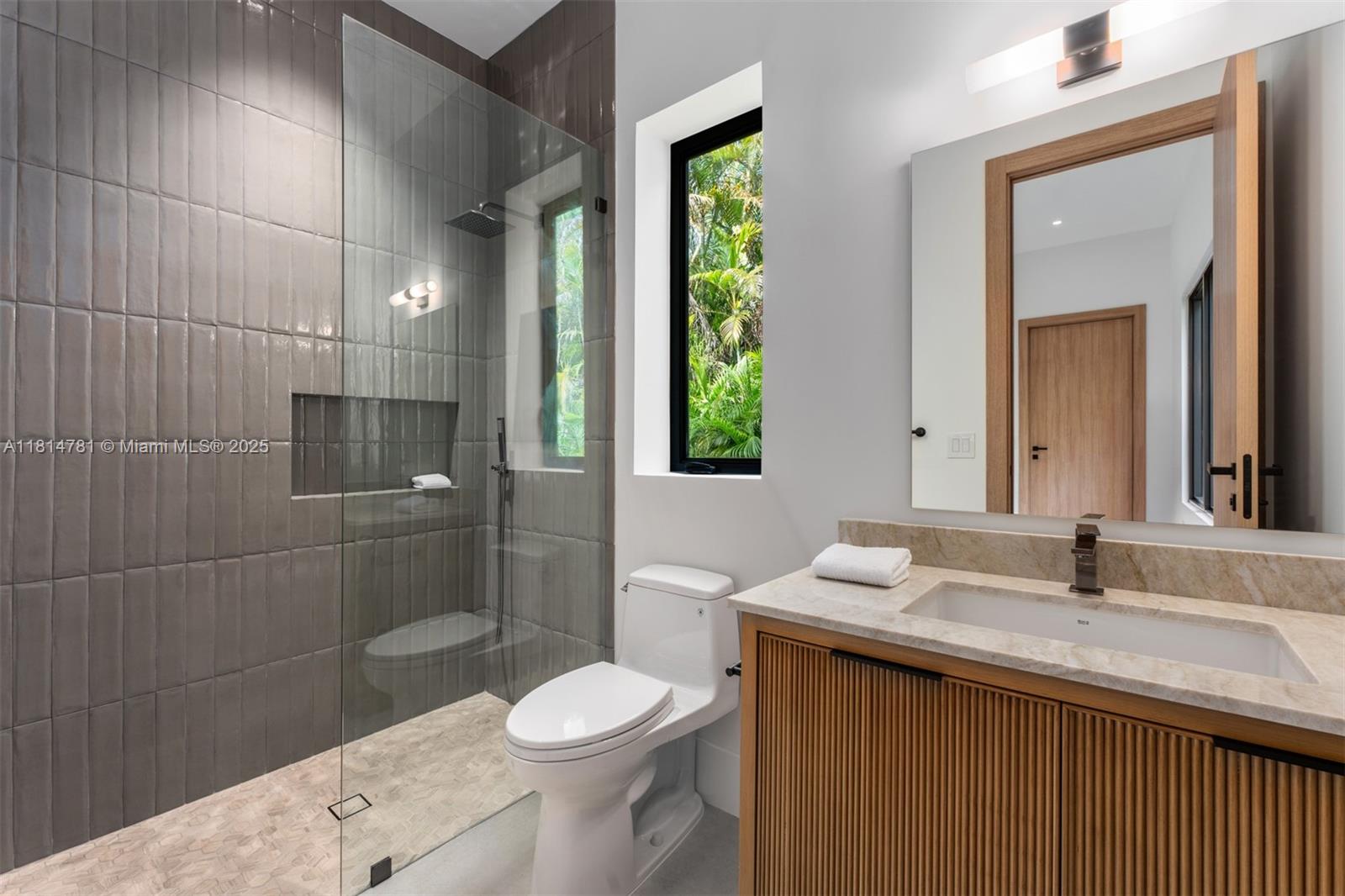 OAKRIDGE ESTATES REV - Residential