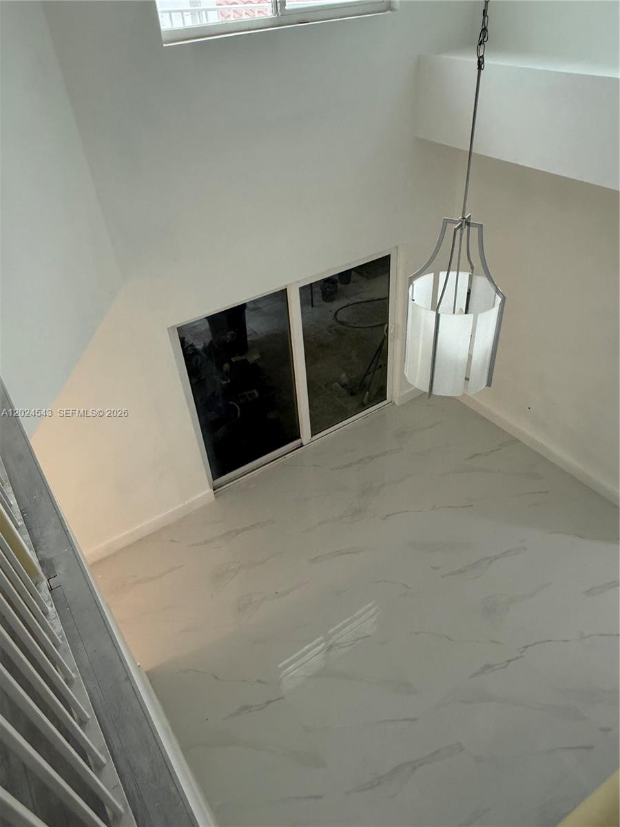 MAHOGANY ISLE HOMES CONDO - Residential