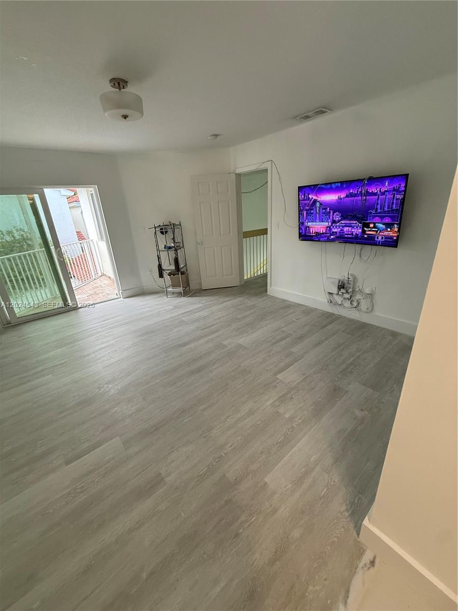MAHOGANY ISLE HOMES CONDO - Residential