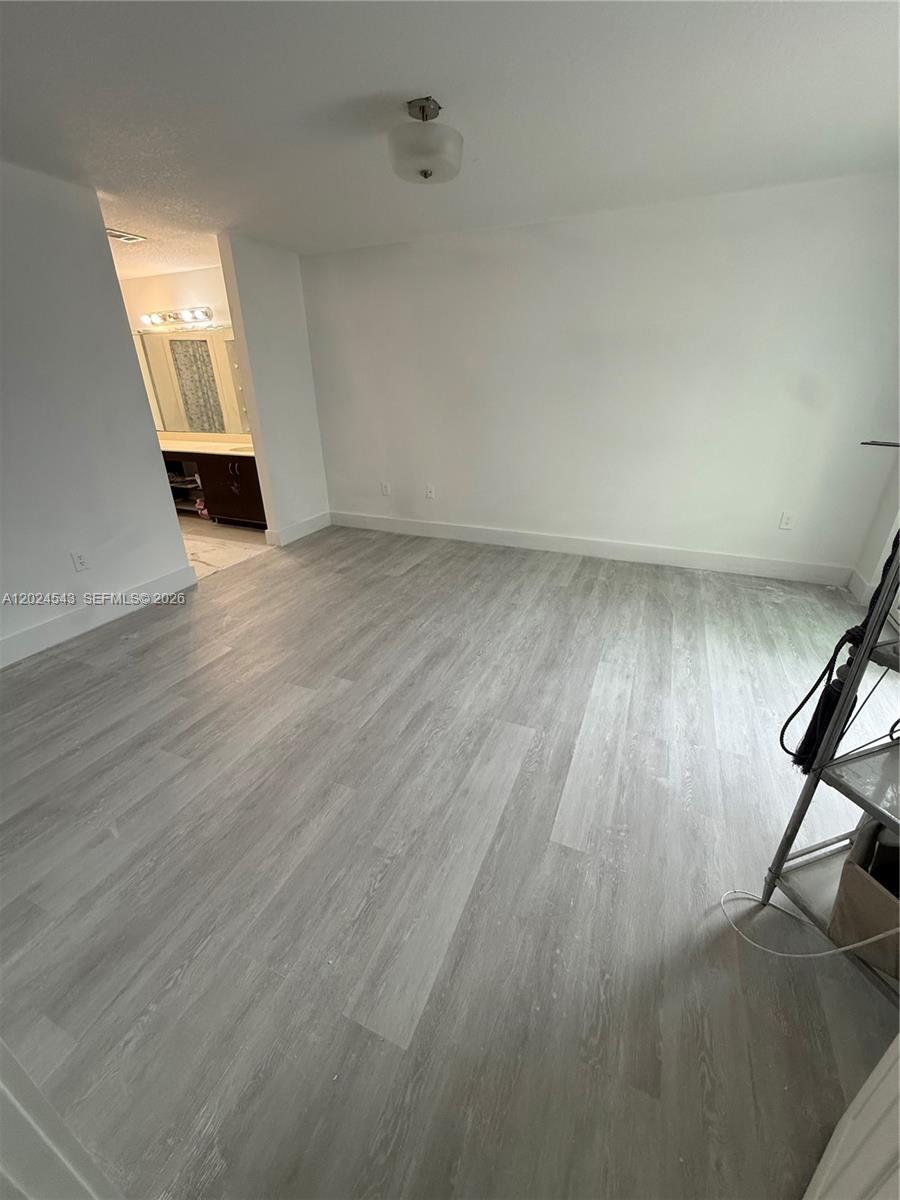 MAHOGANY ISLE HOMES CONDO - Residential