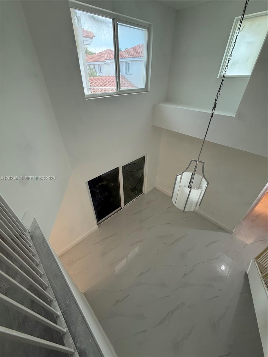 MAHOGANY ISLE HOMES CONDO - Residential