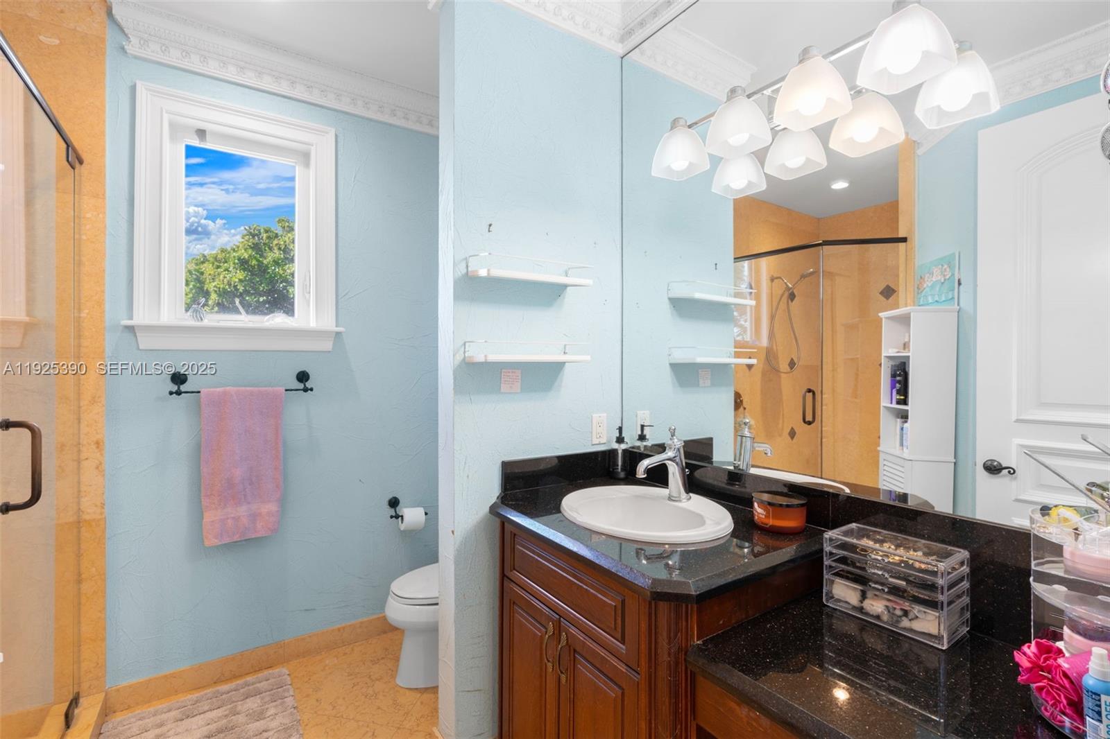 HILLSBORO SHORES SEC - Residential