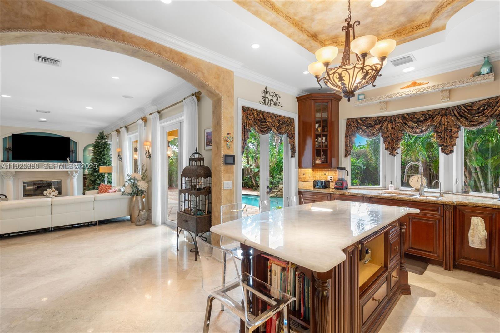 HILLSBORO SHORES SEC - Residential